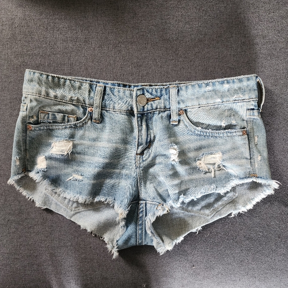 BDG Distressed Mini Jean Shorts - Picture 1 of 4